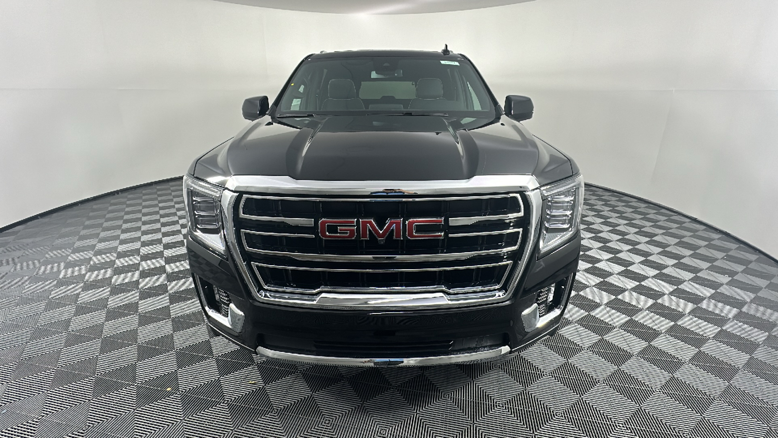 2024 GMC Yukon XL SLT 2