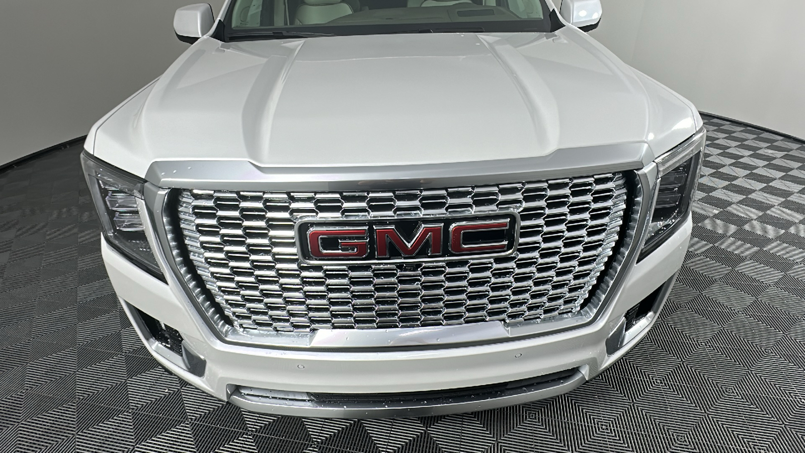 2024 GMC Yukon XL Denali 5