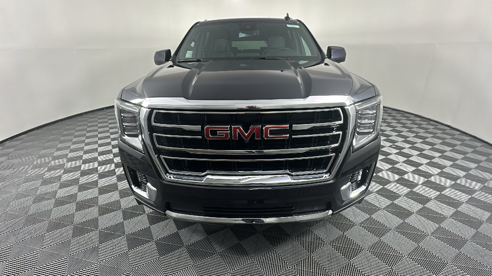 2024 GMC Yukon XL SLT 2