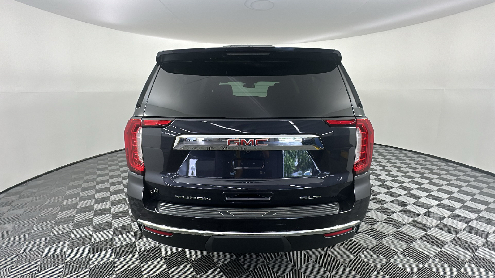 2024 GMC Yukon XL SLT 13