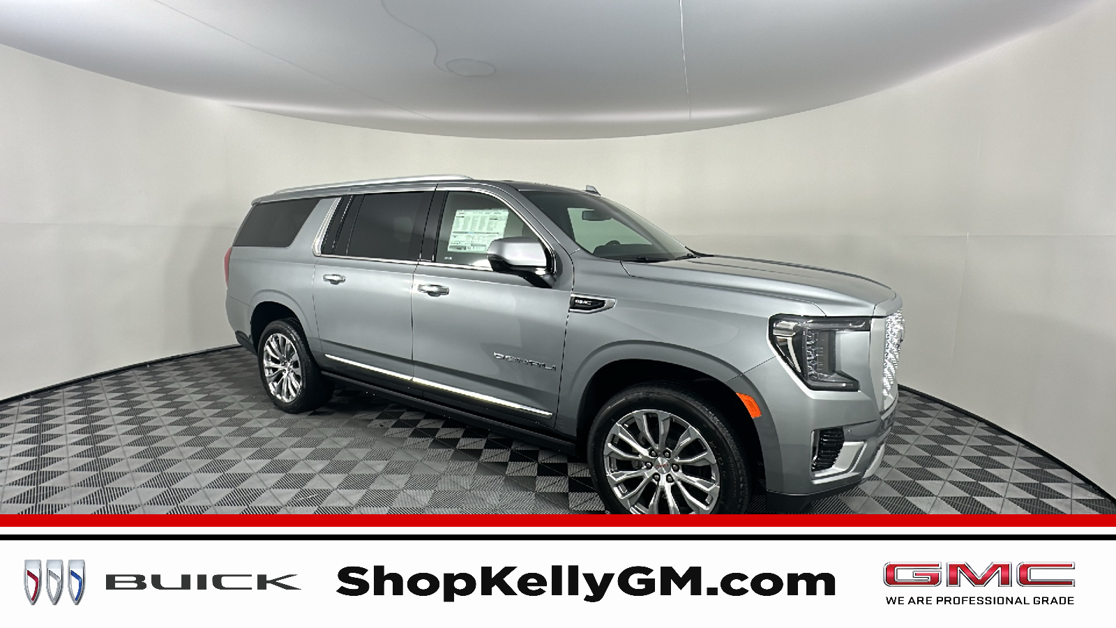 2024 GMC Yukon XL Denali 1