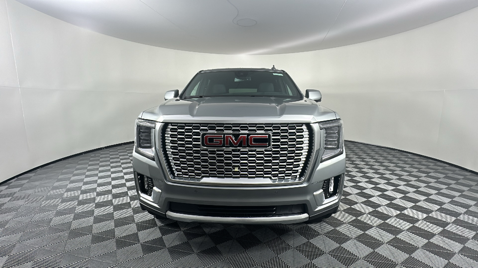 2024 GMC Yukon XL Denali 4