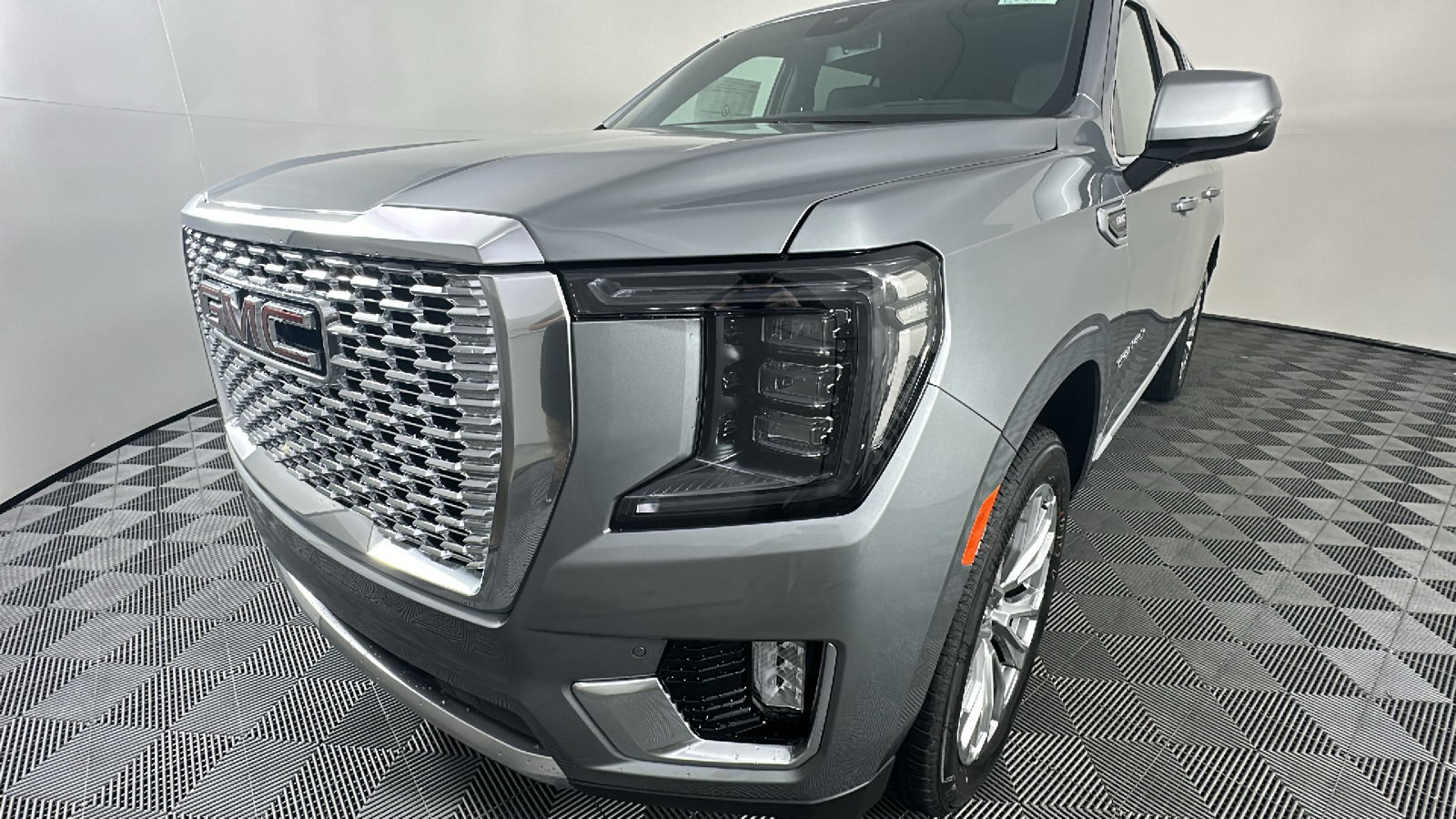 2024 GMC Yukon XL Denali 7