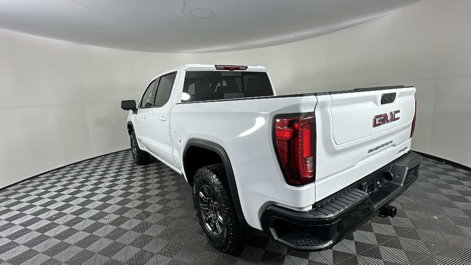 2024 GMC Sierra 1500 AT4X 11