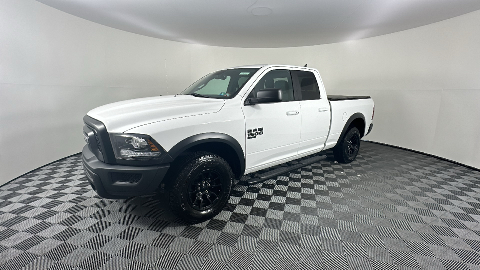 2022 Ram 1500 Classic Warlock 4