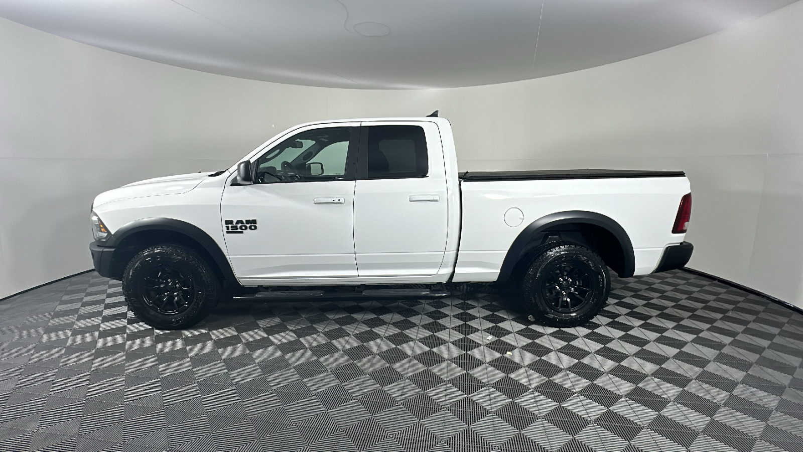 2022 Ram 1500 Classic Warlock 7