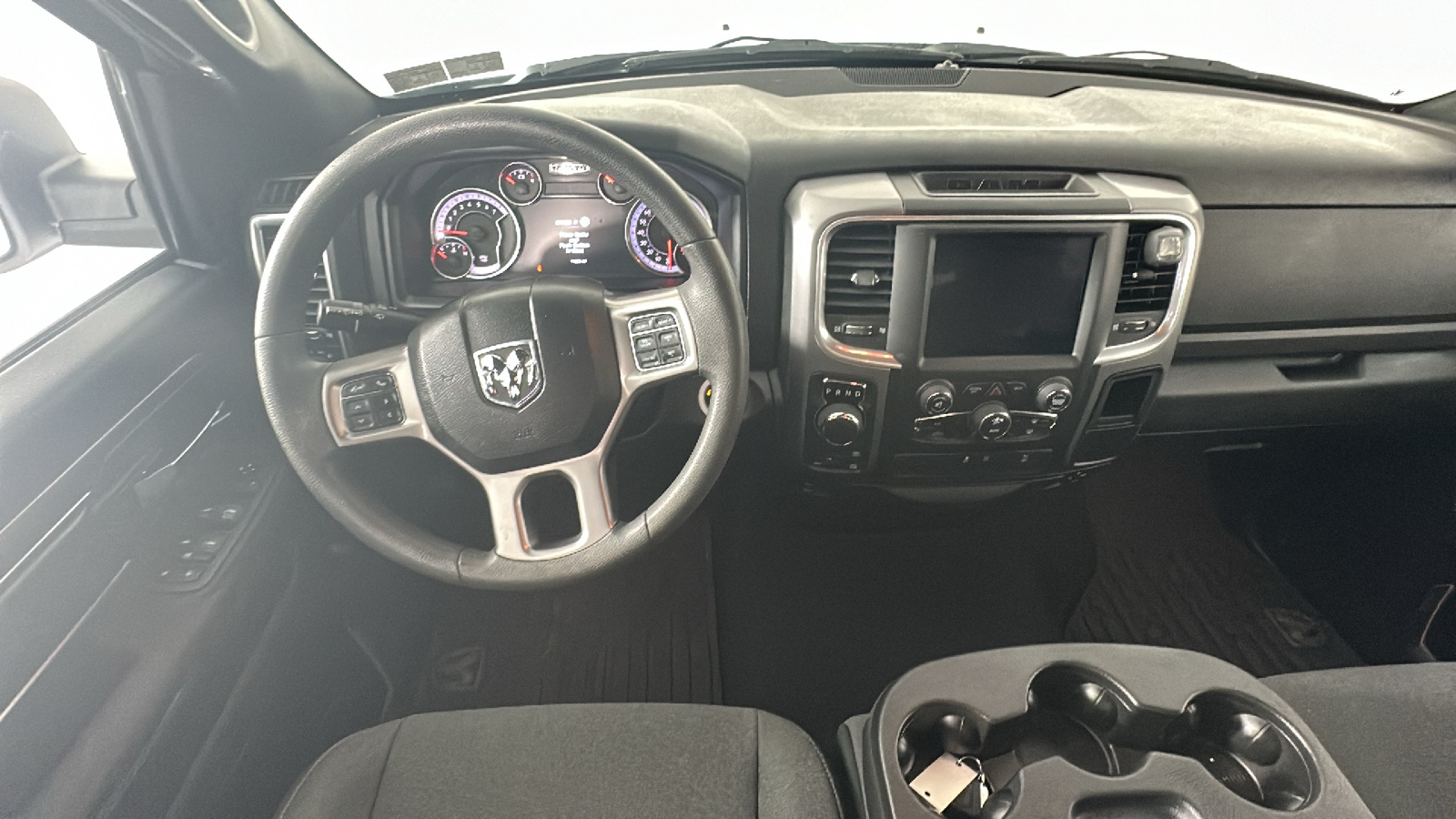 2022 Ram 1500 Classic Warlock 23