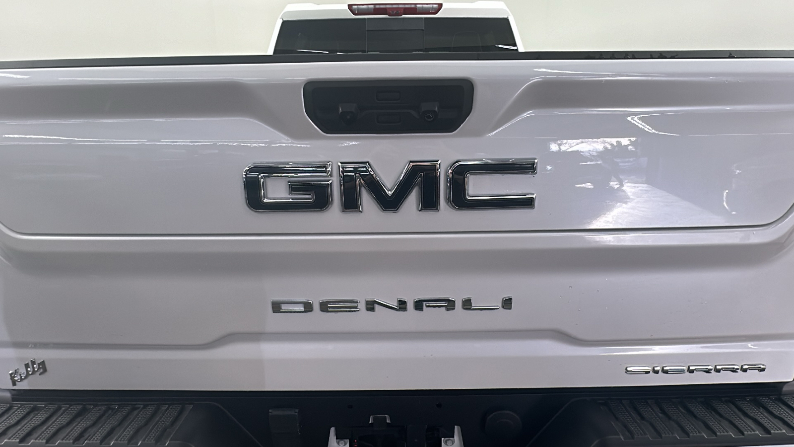 2024 GMC Sierra 2500HD Denali Ultimate 15