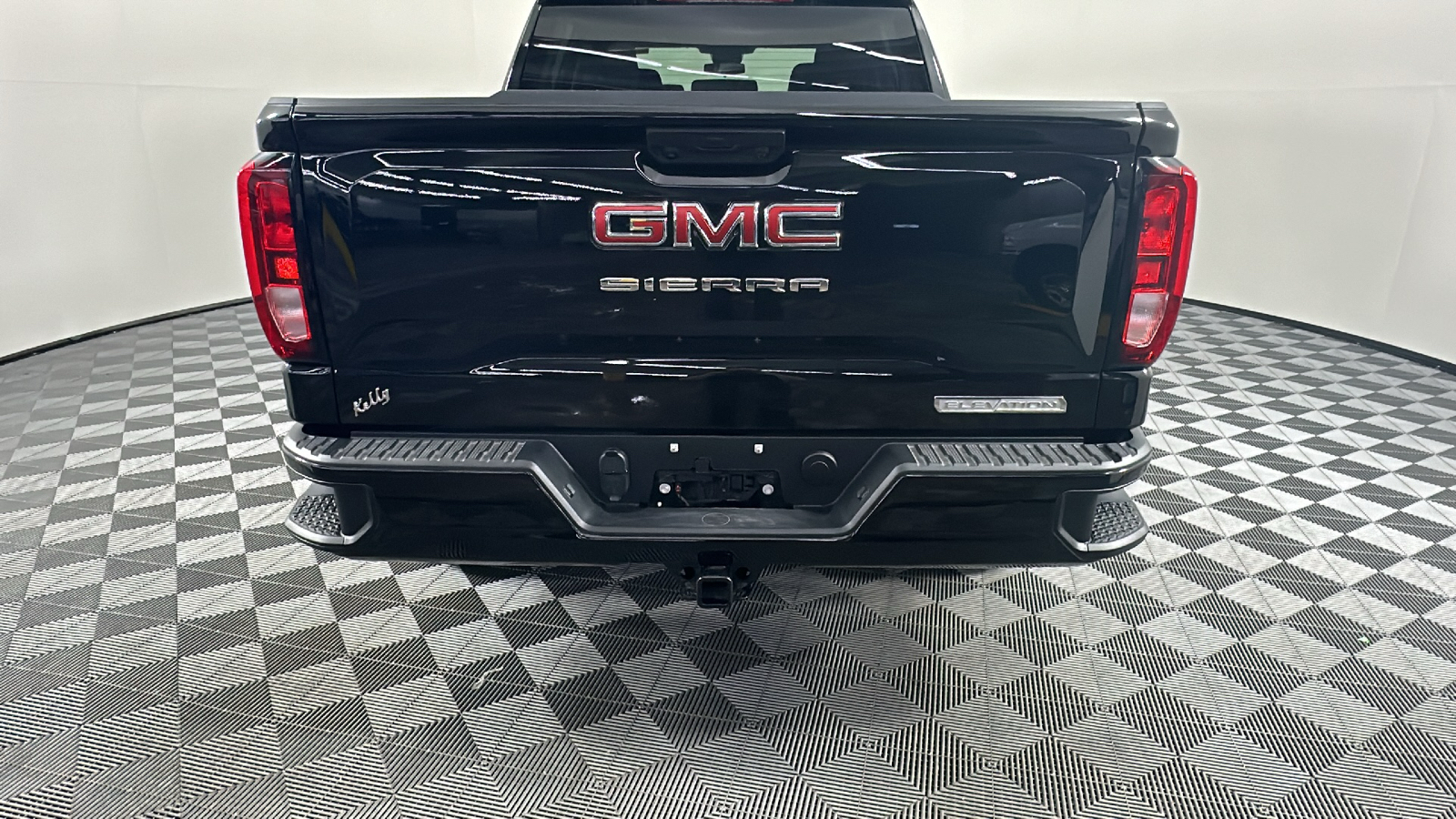 2024 GMC Sierra 1500 Elevation 13