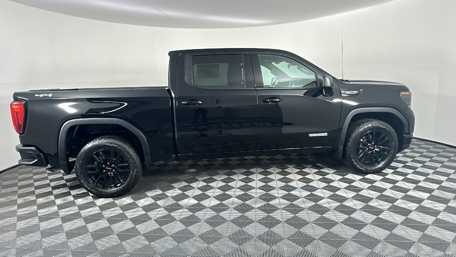 2024 GMC Sierra 1500 Elevation 21