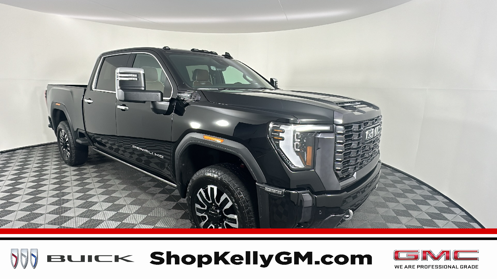 2024 GMC Sierra 2500HD Denali Ultimate 1