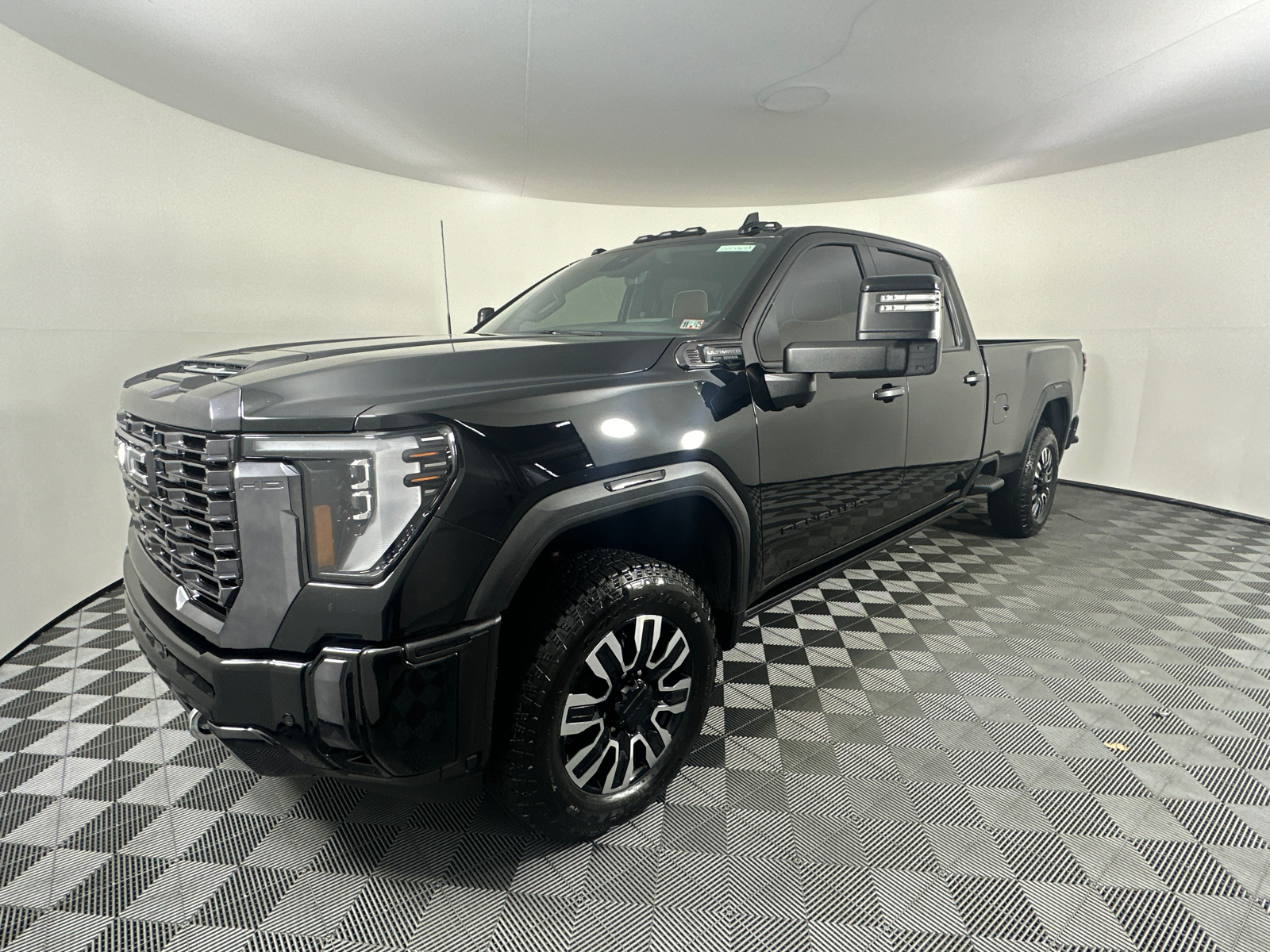 2024 GMC Sierra 2500HD Denali Ultimate 4