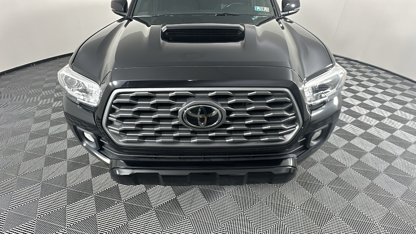 2021 Toyota Tacoma SR V6 6