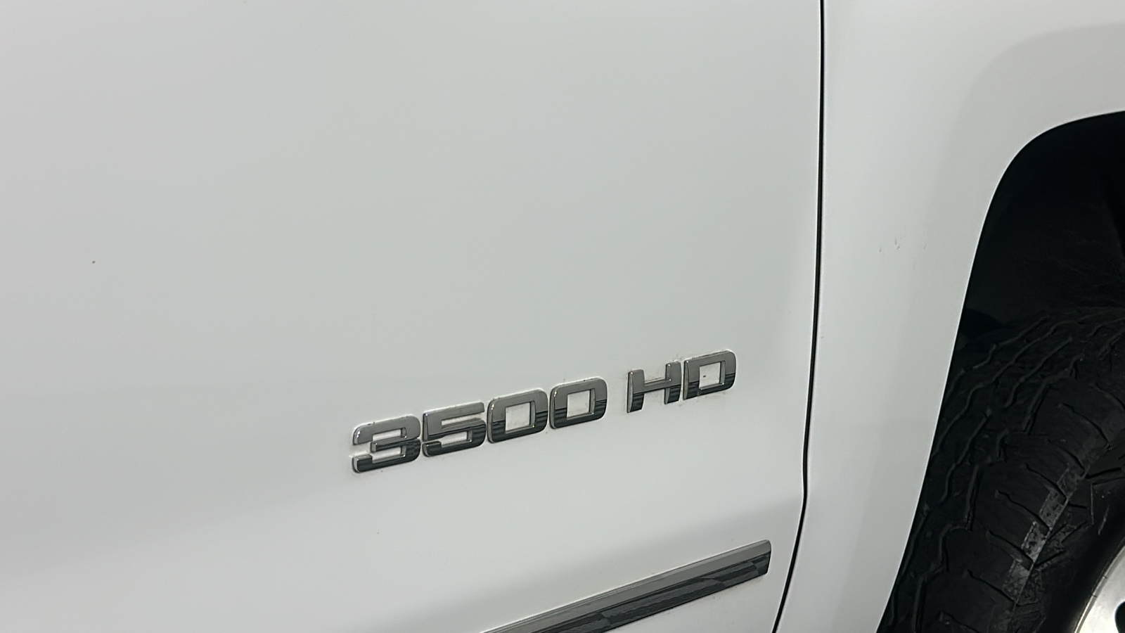2019 Chevrolet Silverado 3500HD LTZ 24