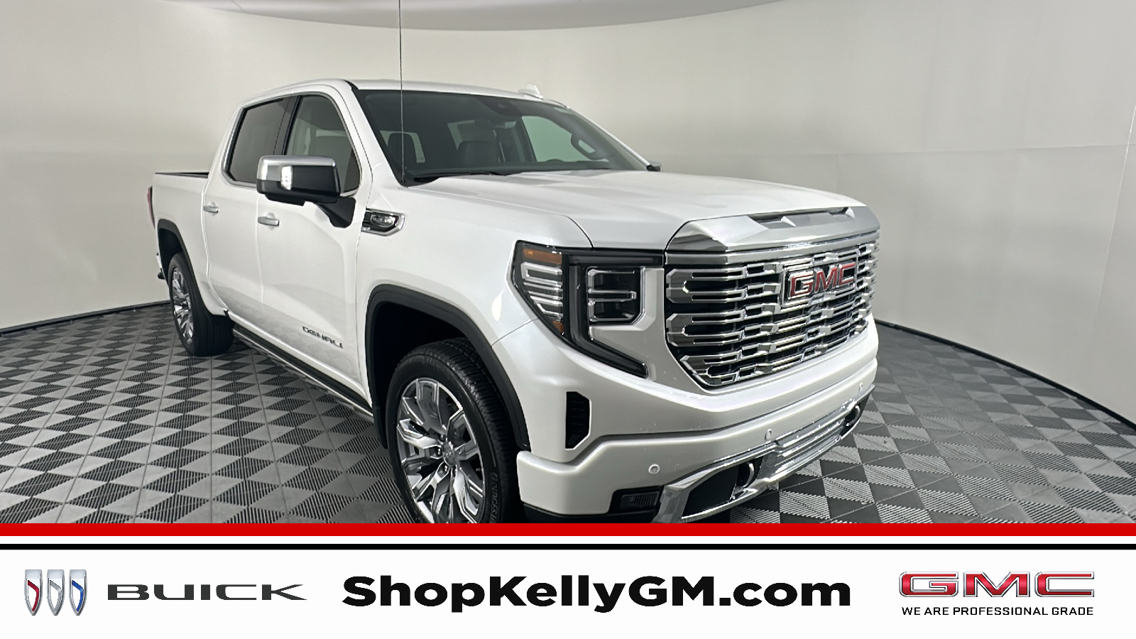 2024 GMC Sierra 1500 Denali 1