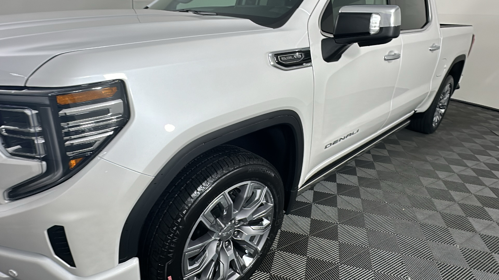 2024 GMC Sierra 1500 Denali 7