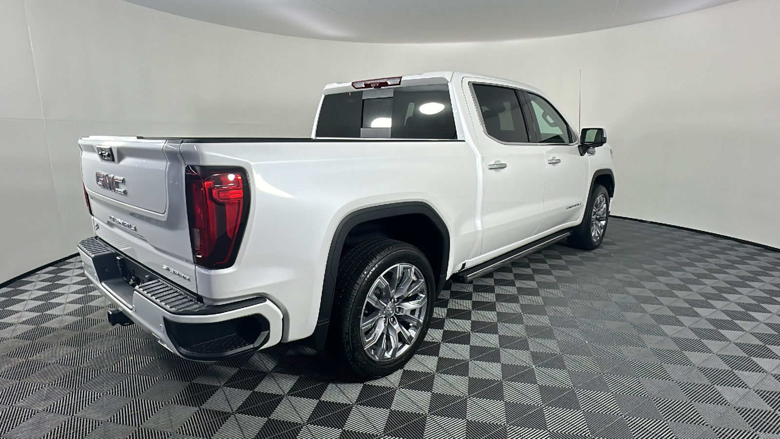 2024 GMC Sierra 1500 Denali 19