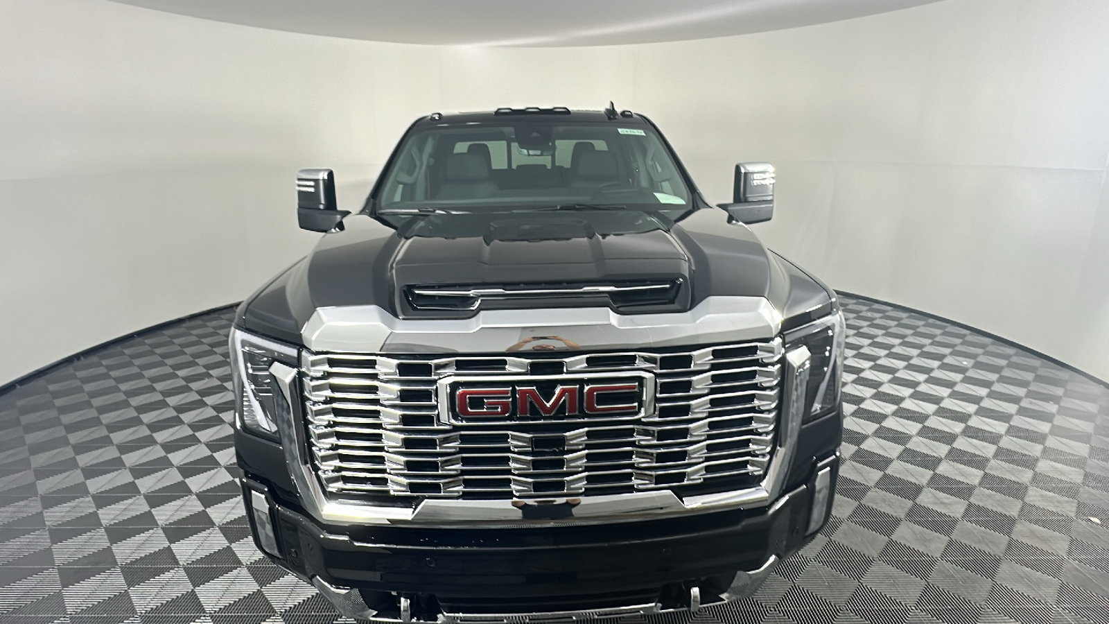 2024 GMC Sierra 2500HD Denali 5