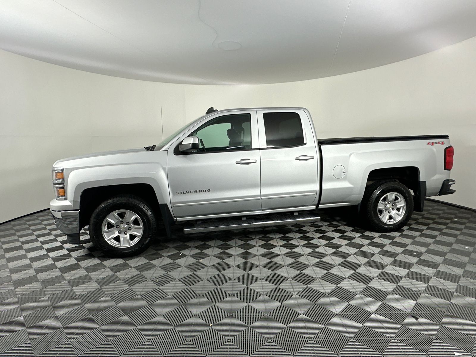 2015 Chevrolet Silverado 1500 LT 9