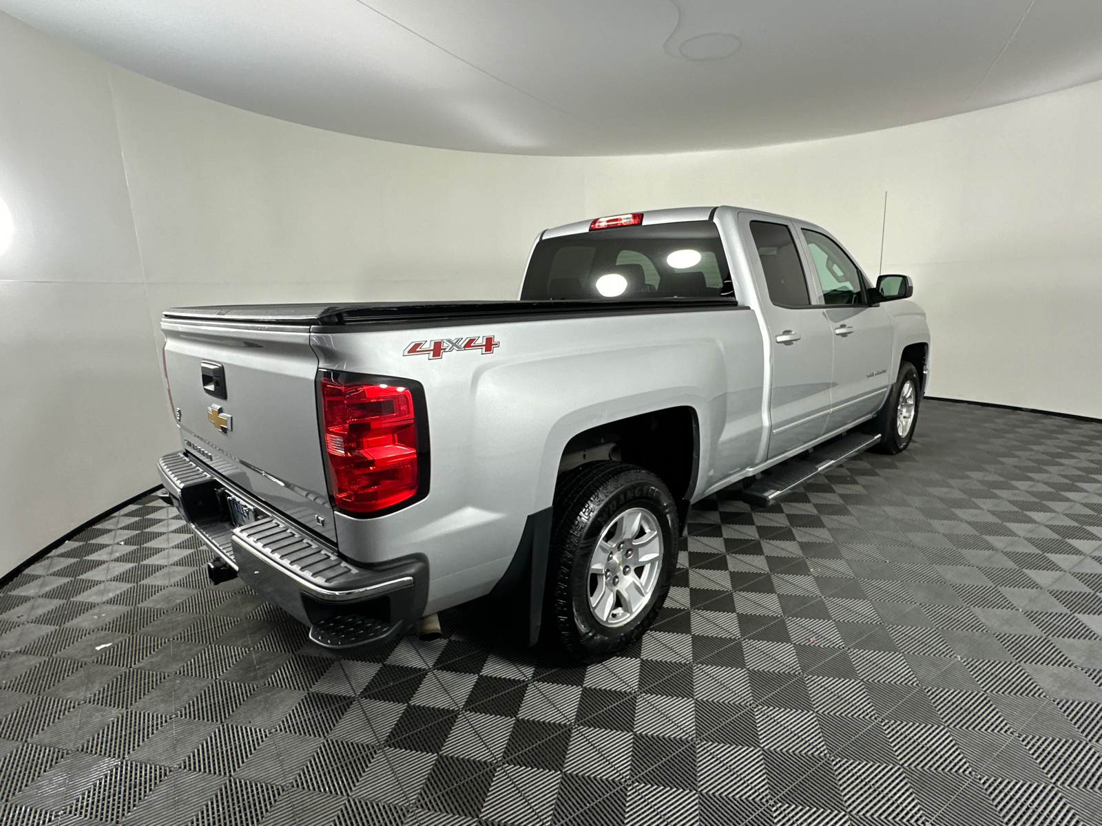 2015 Chevrolet Silverado 1500 LT 19