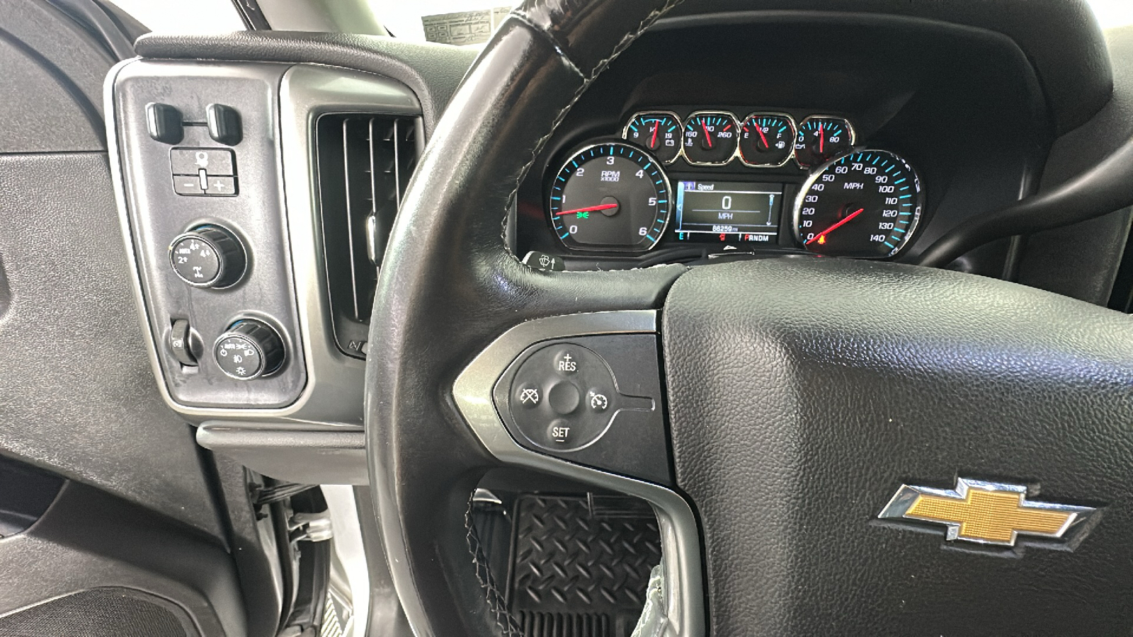 2015 Chevrolet Silverado 1500 LT 37