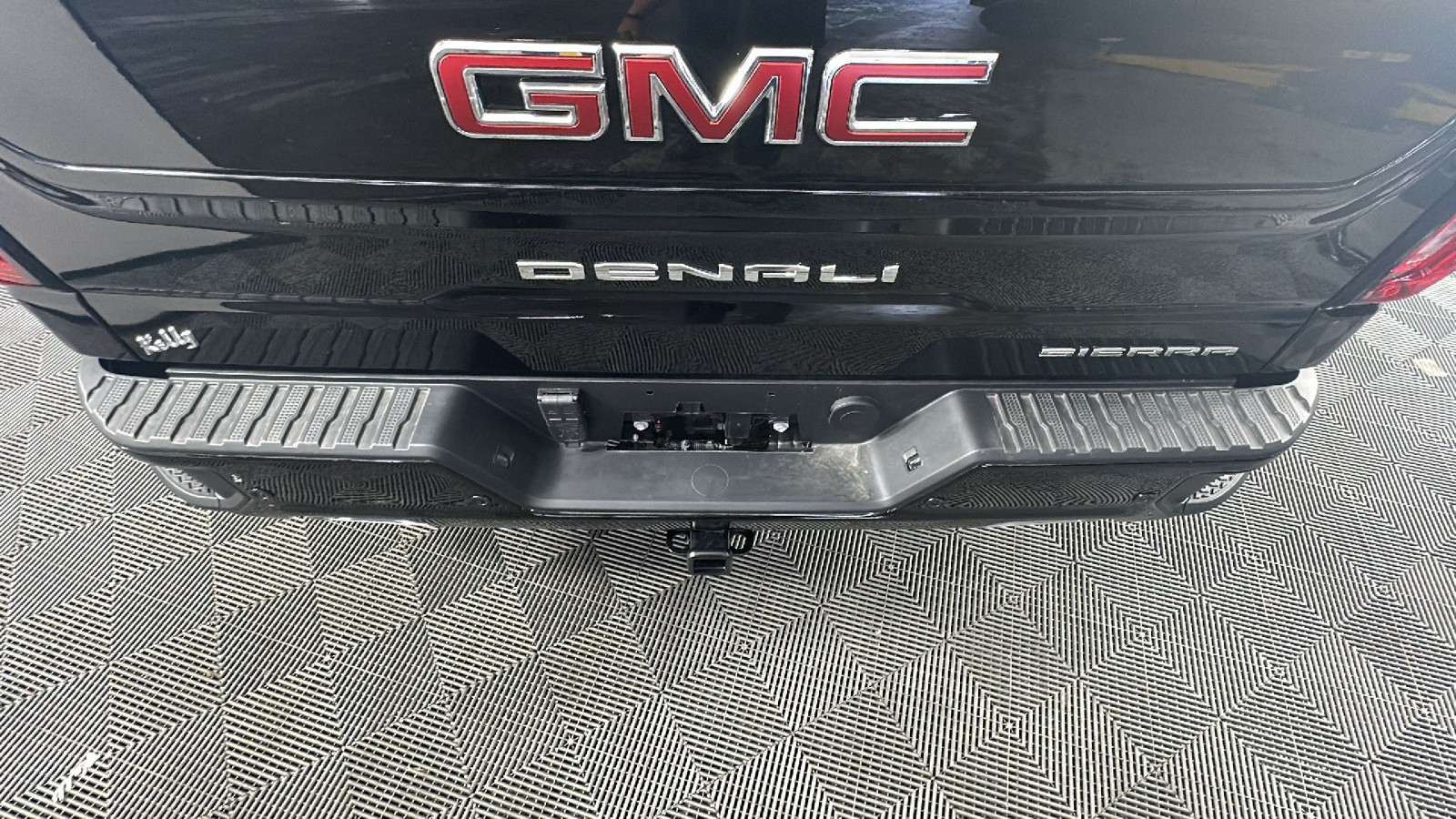 2024 GMC Sierra 1500 Denali 14