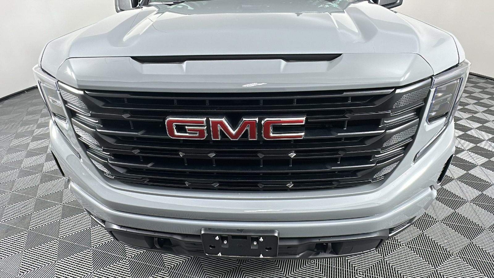 2024 GMC Sierra 1500 Pro 6