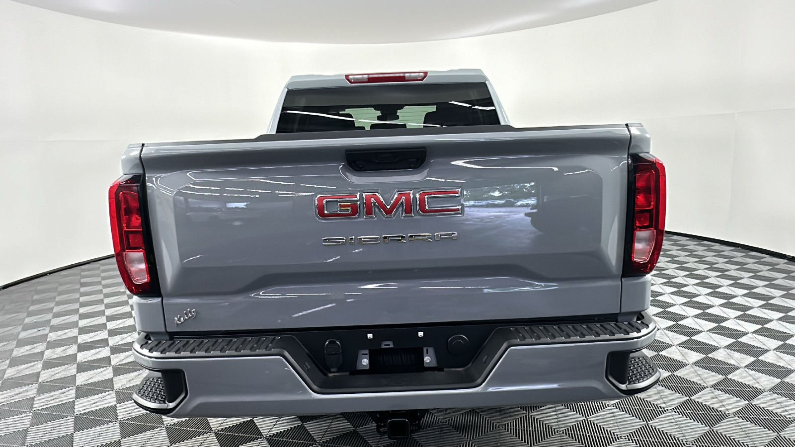 2024 GMC Sierra 1500 Pro 15