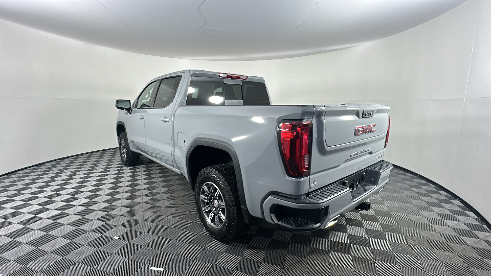 2024 GMC Sierra 1500 AT4 12