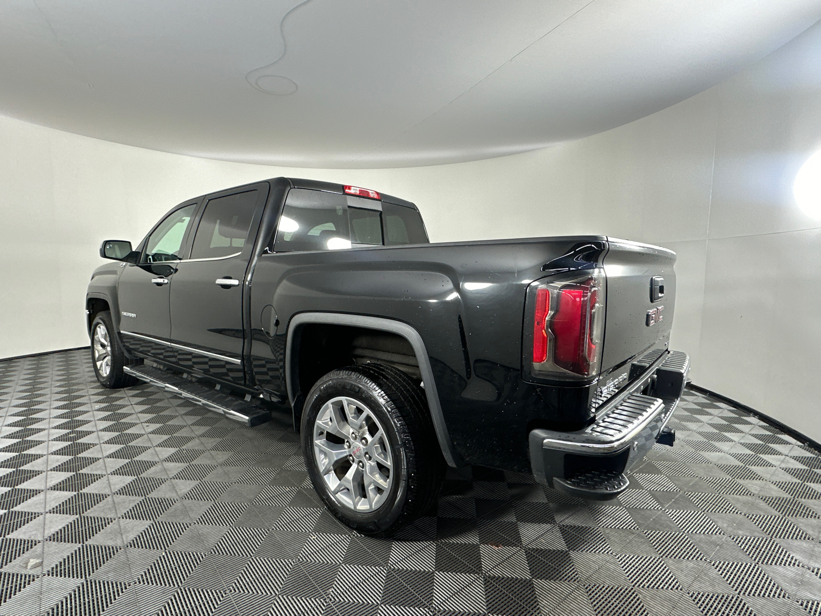 2018 GMC Sierra 1500 SLT 11