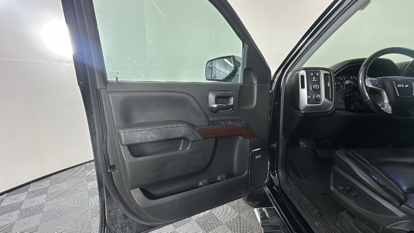 2018 GMC Sierra 1500 SLT 25