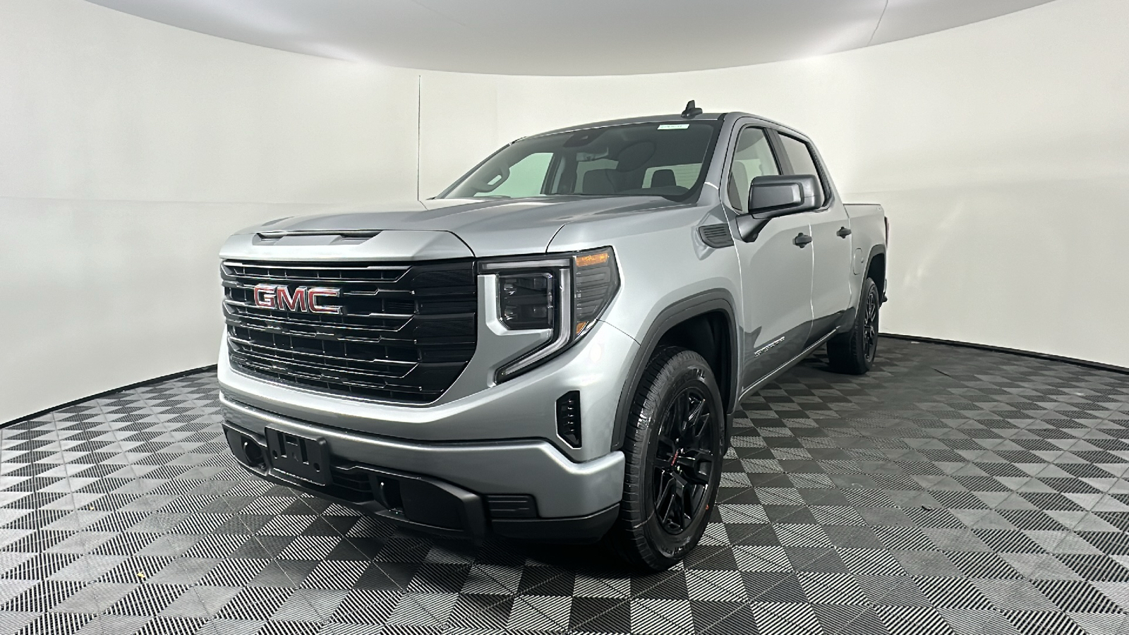 2024 GMC Sierra 1500 Pro 5