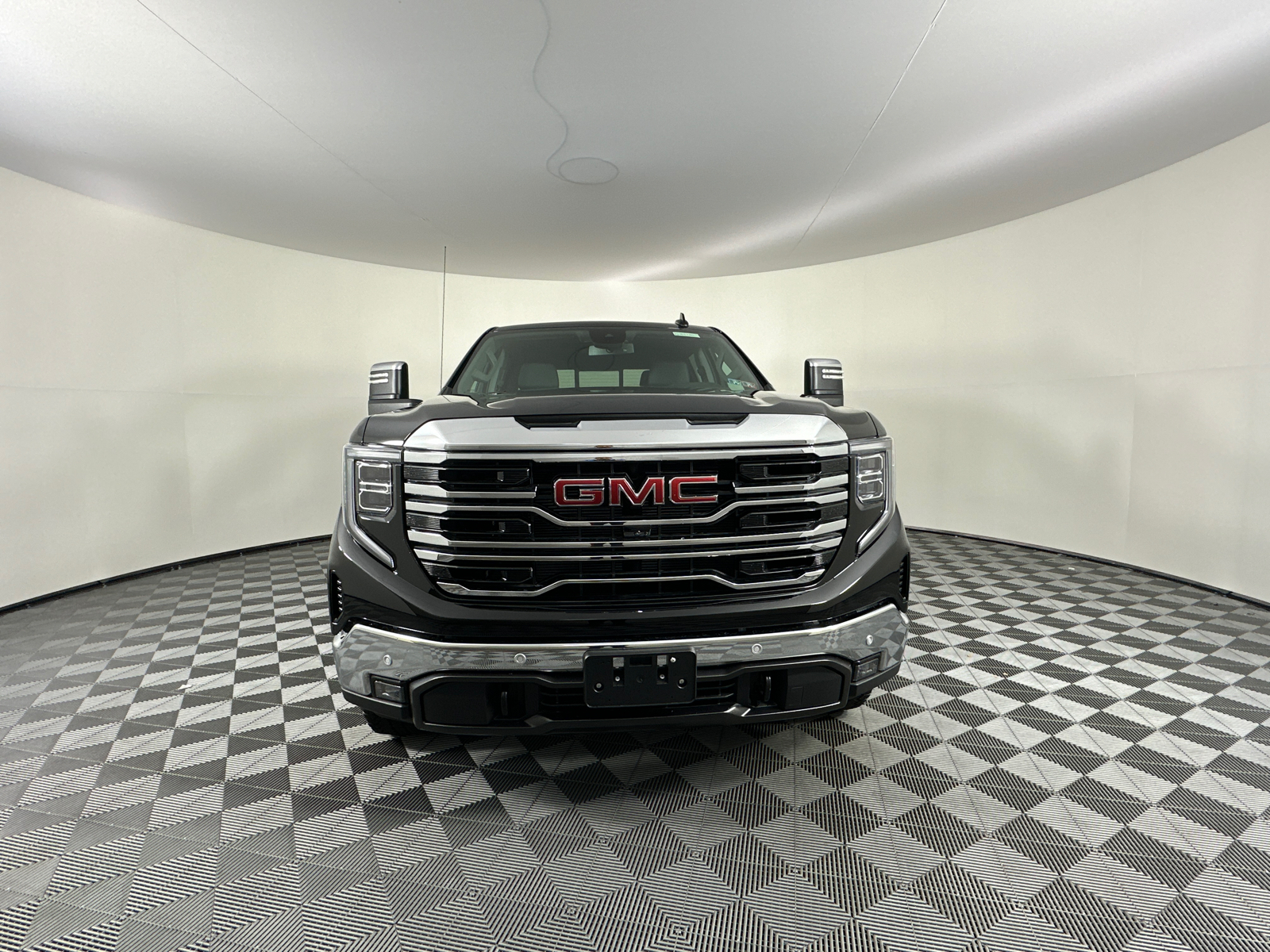 2024 GMC Sierra 1500 SLT 4