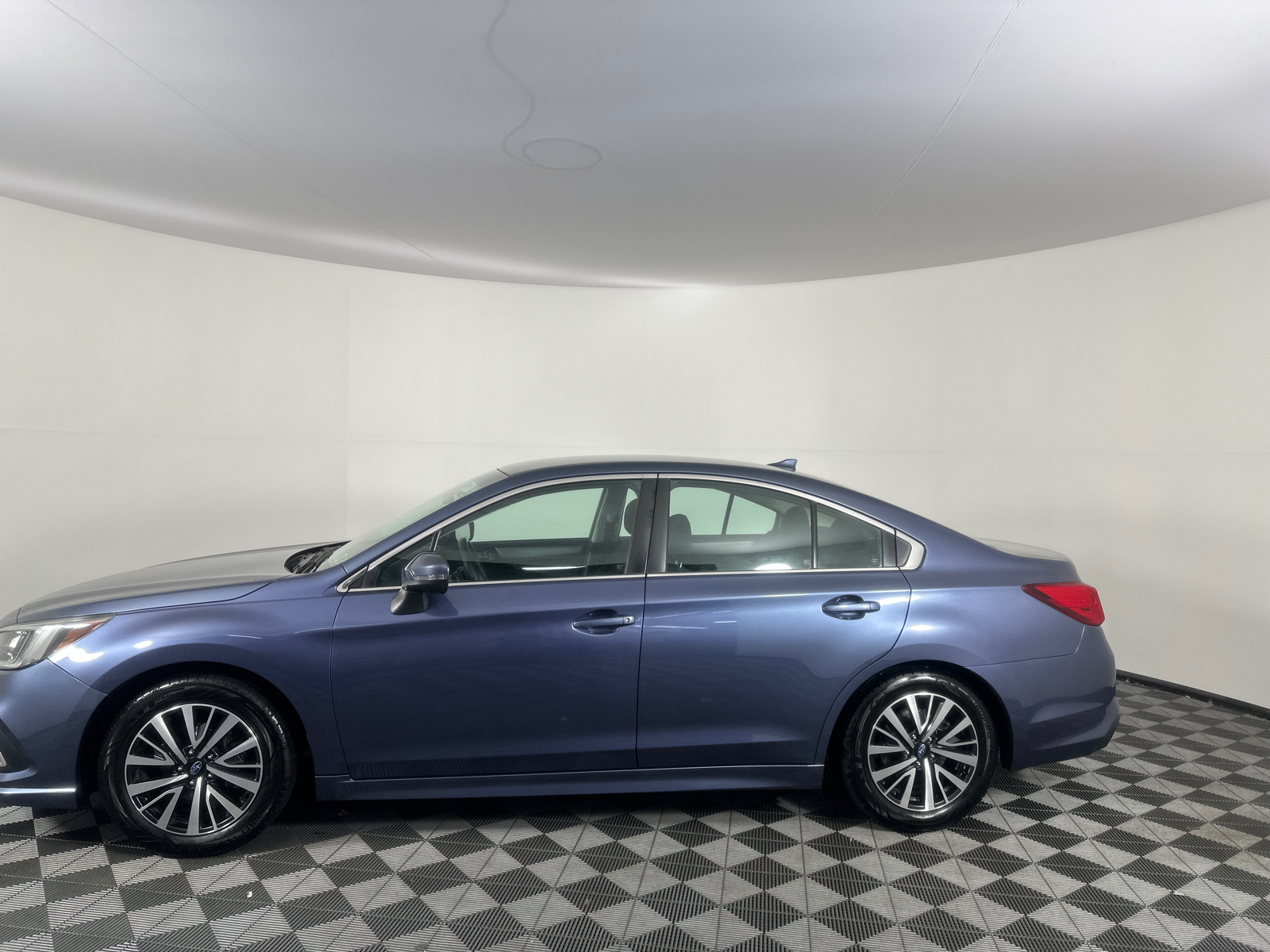 2018 Subaru Legacy 2.5i 9