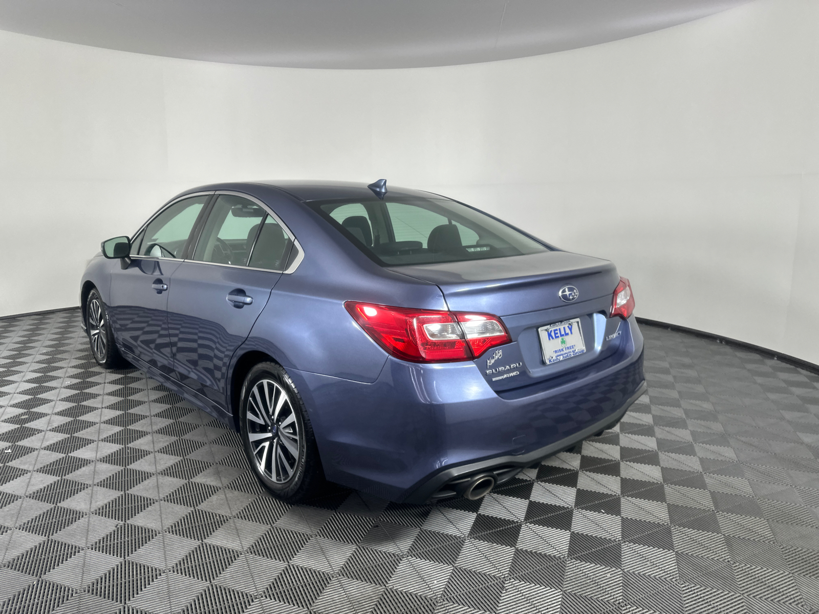 2018 Subaru Legacy 2.5i 10