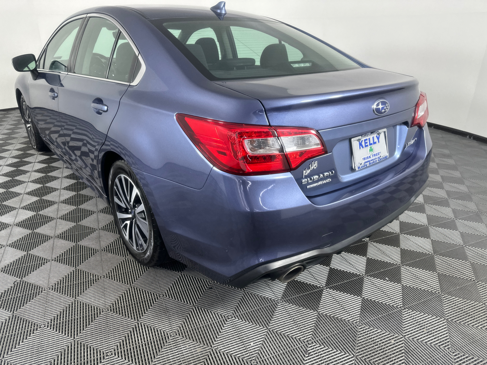 2018 Subaru Legacy 2.5i 11