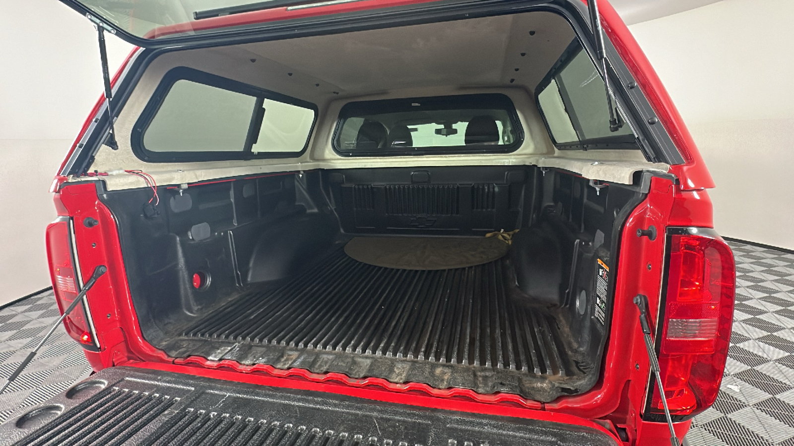 2018 Chevrolet Colorado Work Truck 18