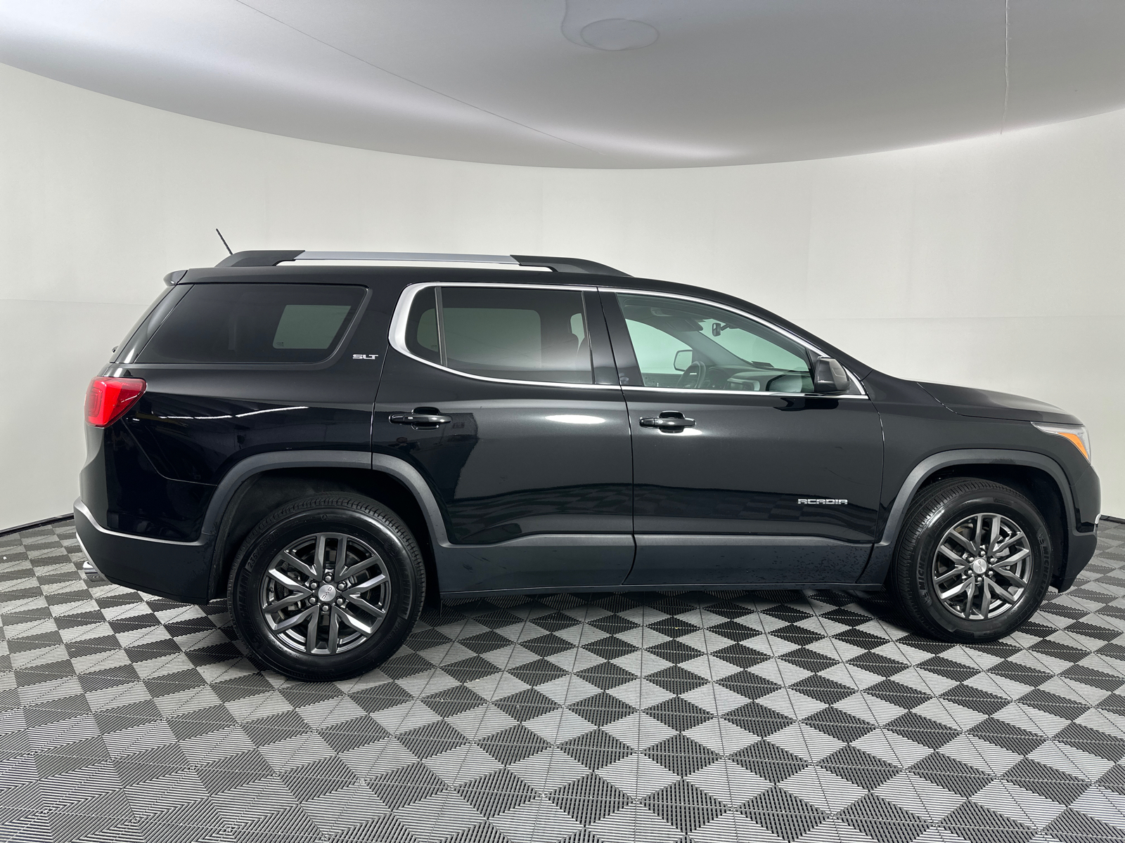 2017 GMC Acadia SLT-1 21