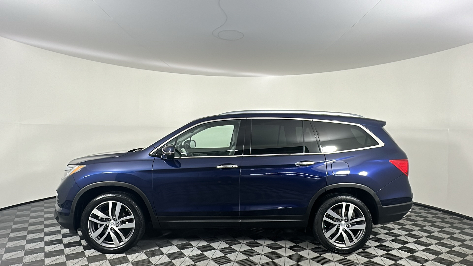 2016 Honda Pilot Touring 10