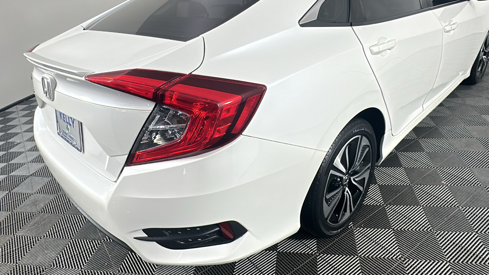 2016 Honda Civic EX-T 19