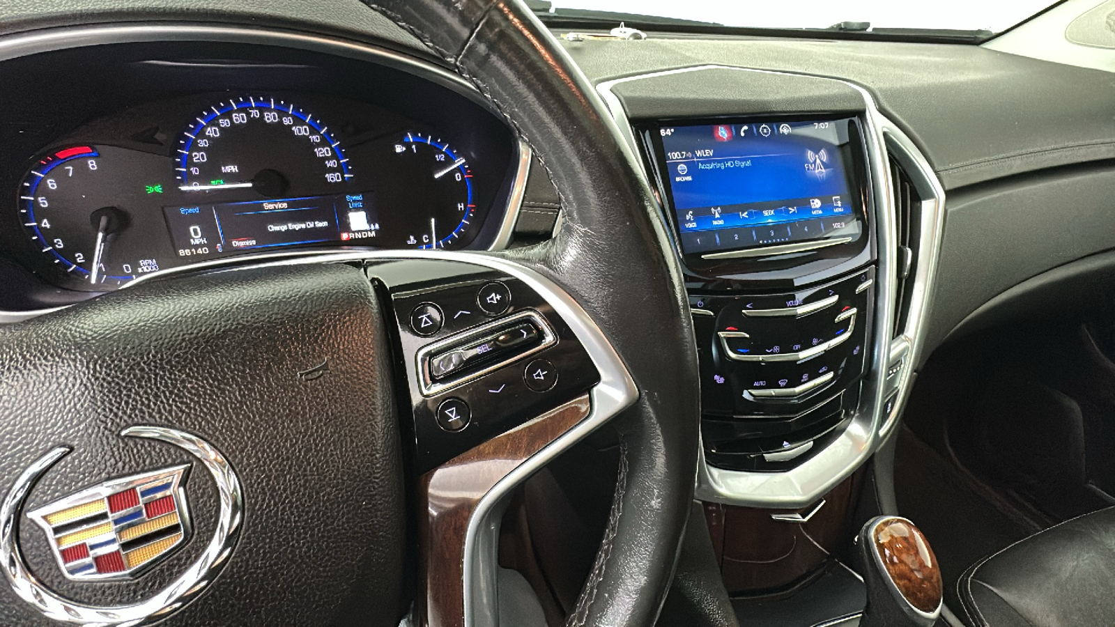 2015 Cadillac SRX Luxury 37