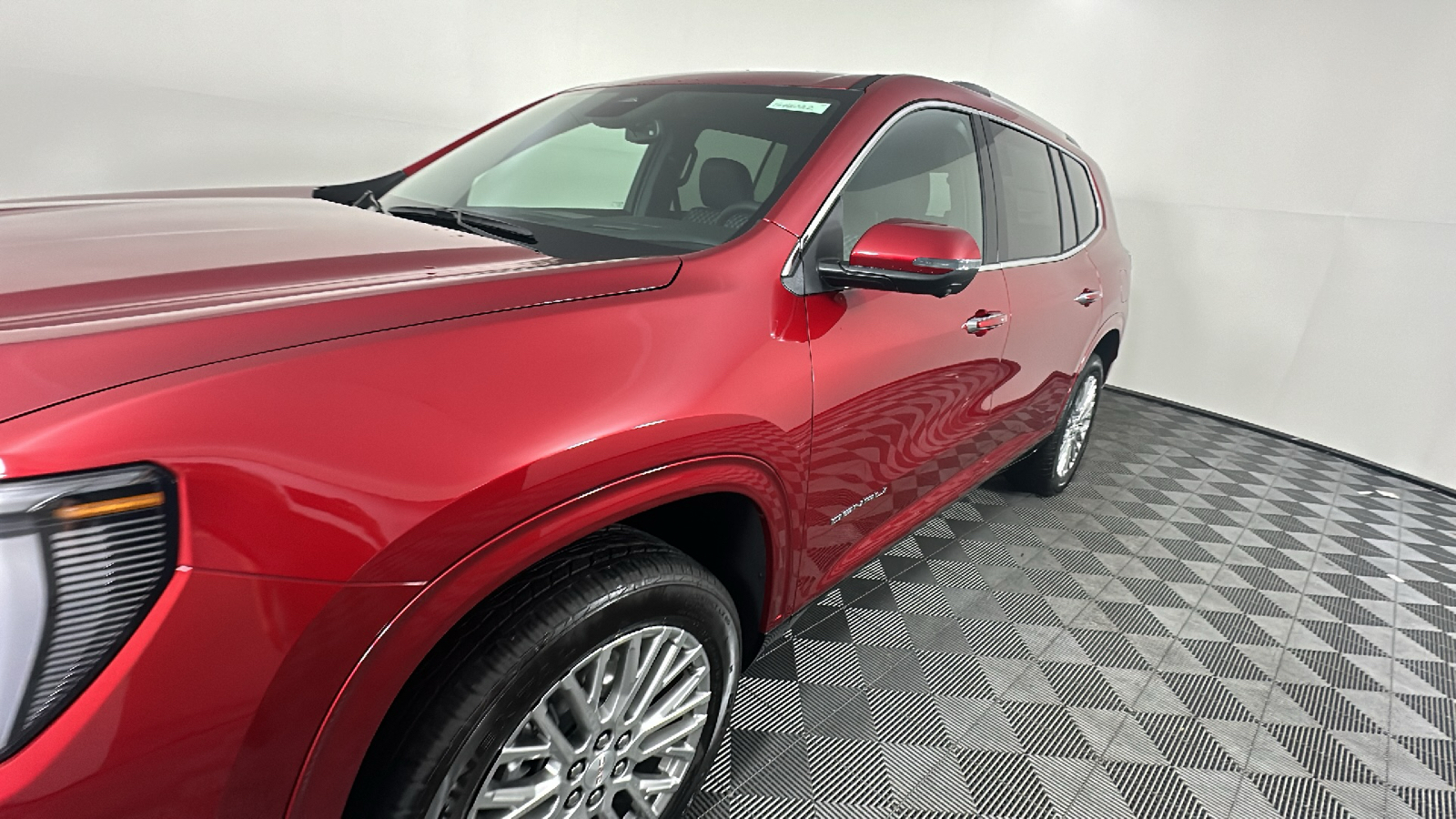 2024 GMC Acadia Denali 5