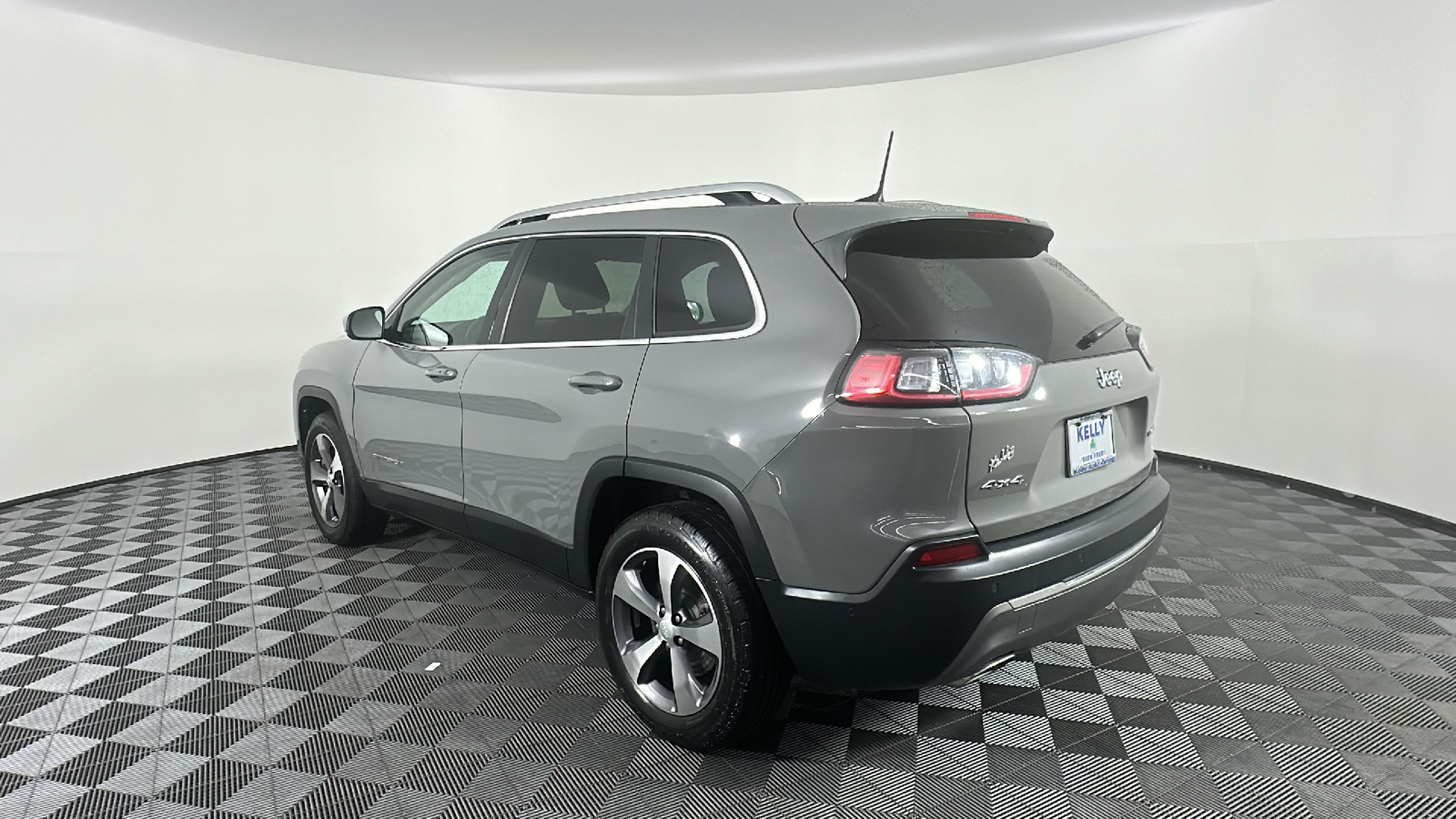 2021 Jeep Cherokee Limited 11