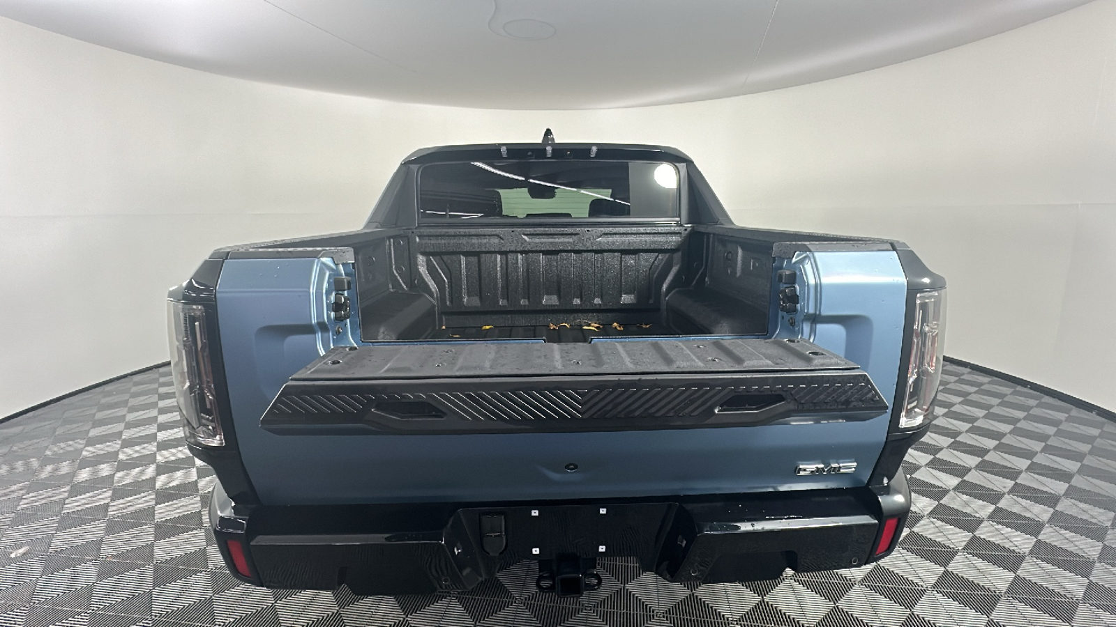 2024 GMC HUMMER EV 3X 17