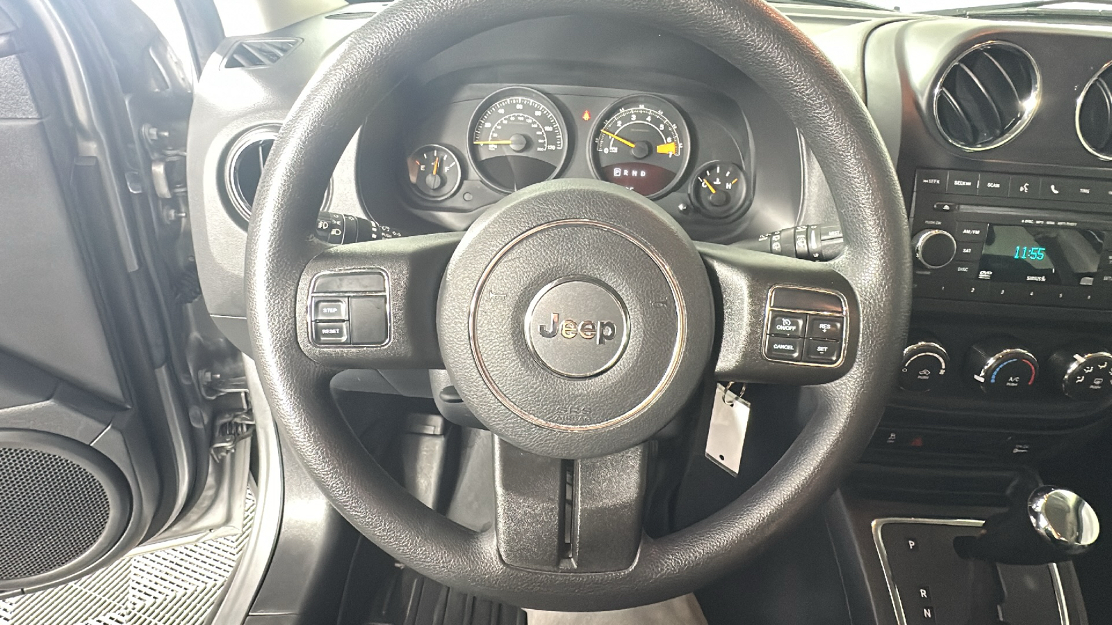 2015 Jeep Patriot Sport 33