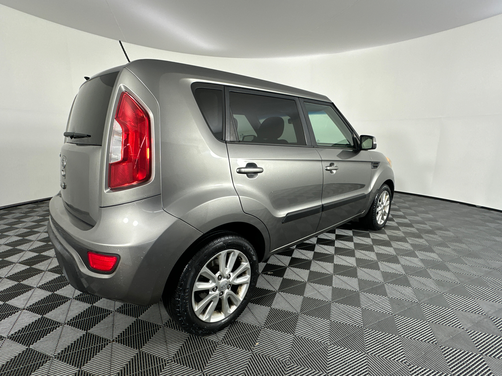 2012 Kia Soul + 16