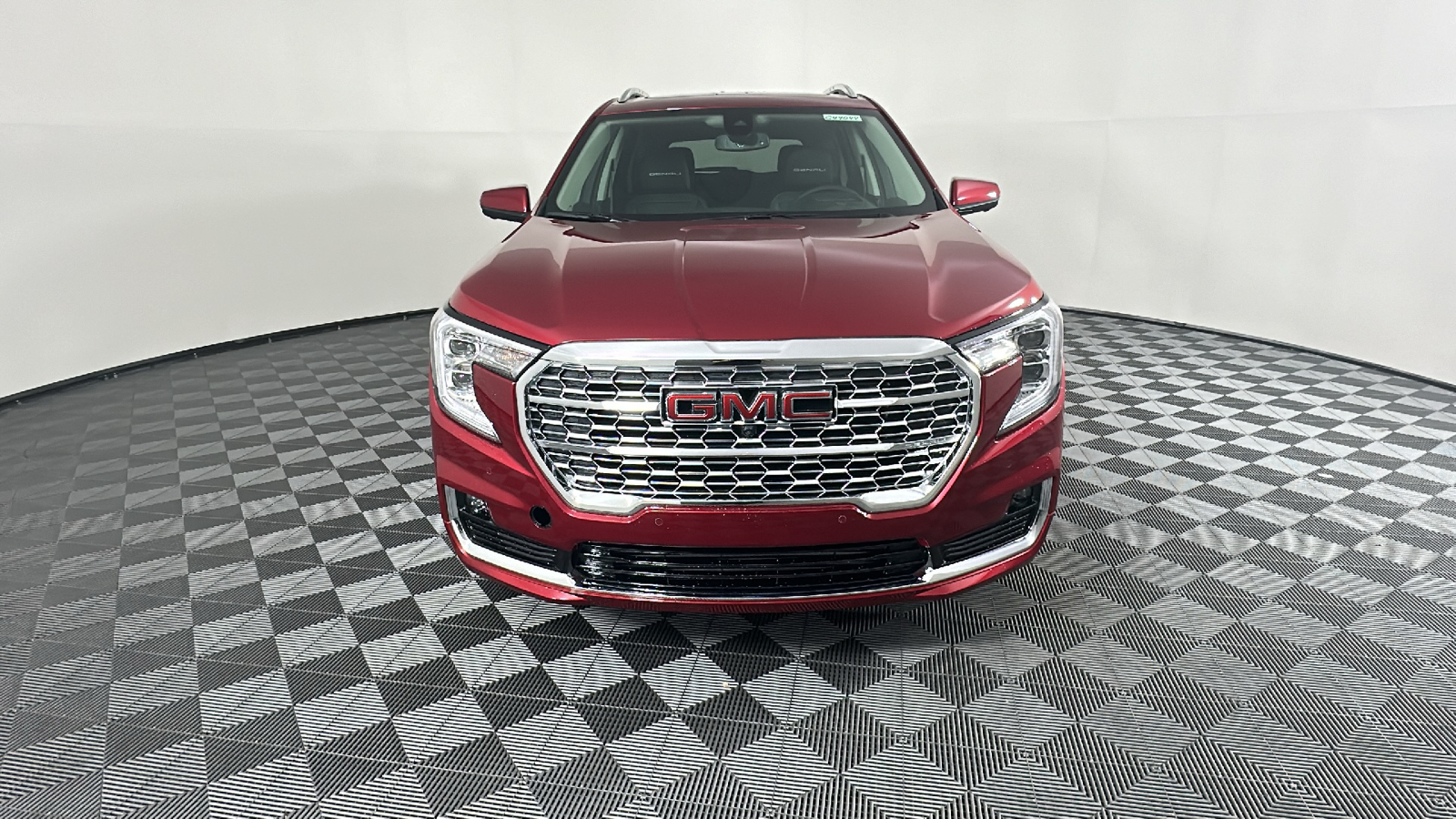 2024 GMC Terrain Denali 4