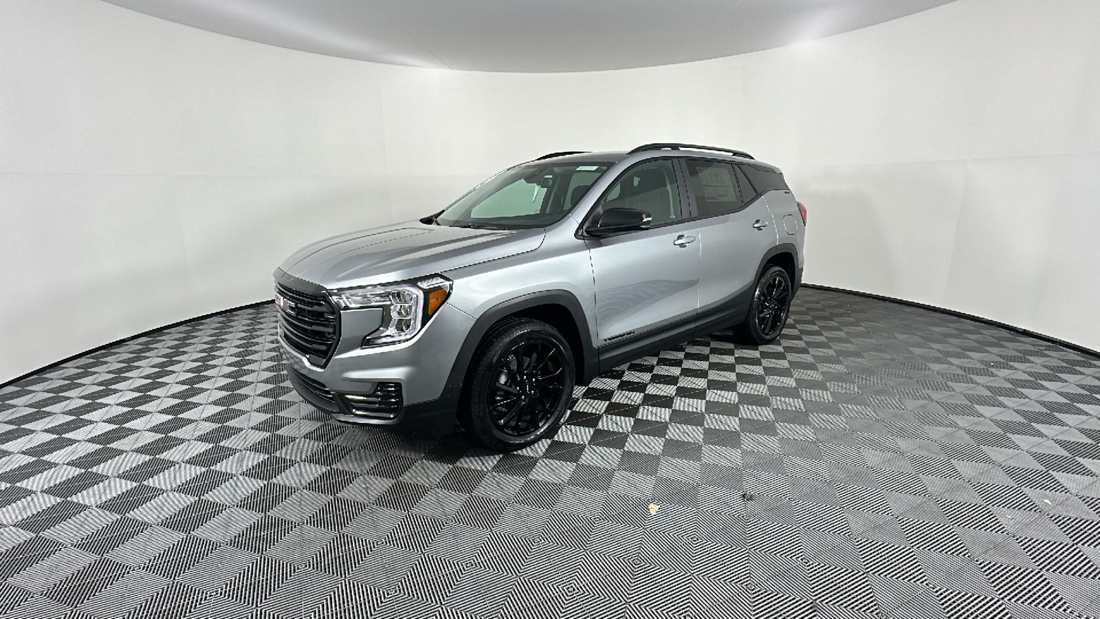 2024 GMC Terrain SLE 4