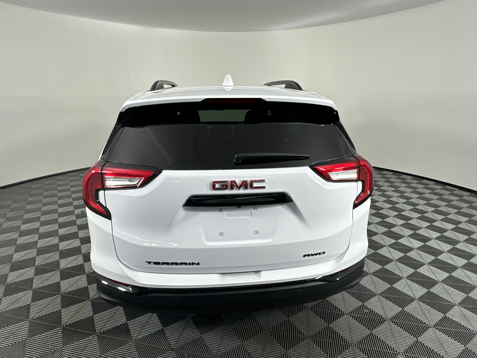 2024 GMC Terrain SLE 15