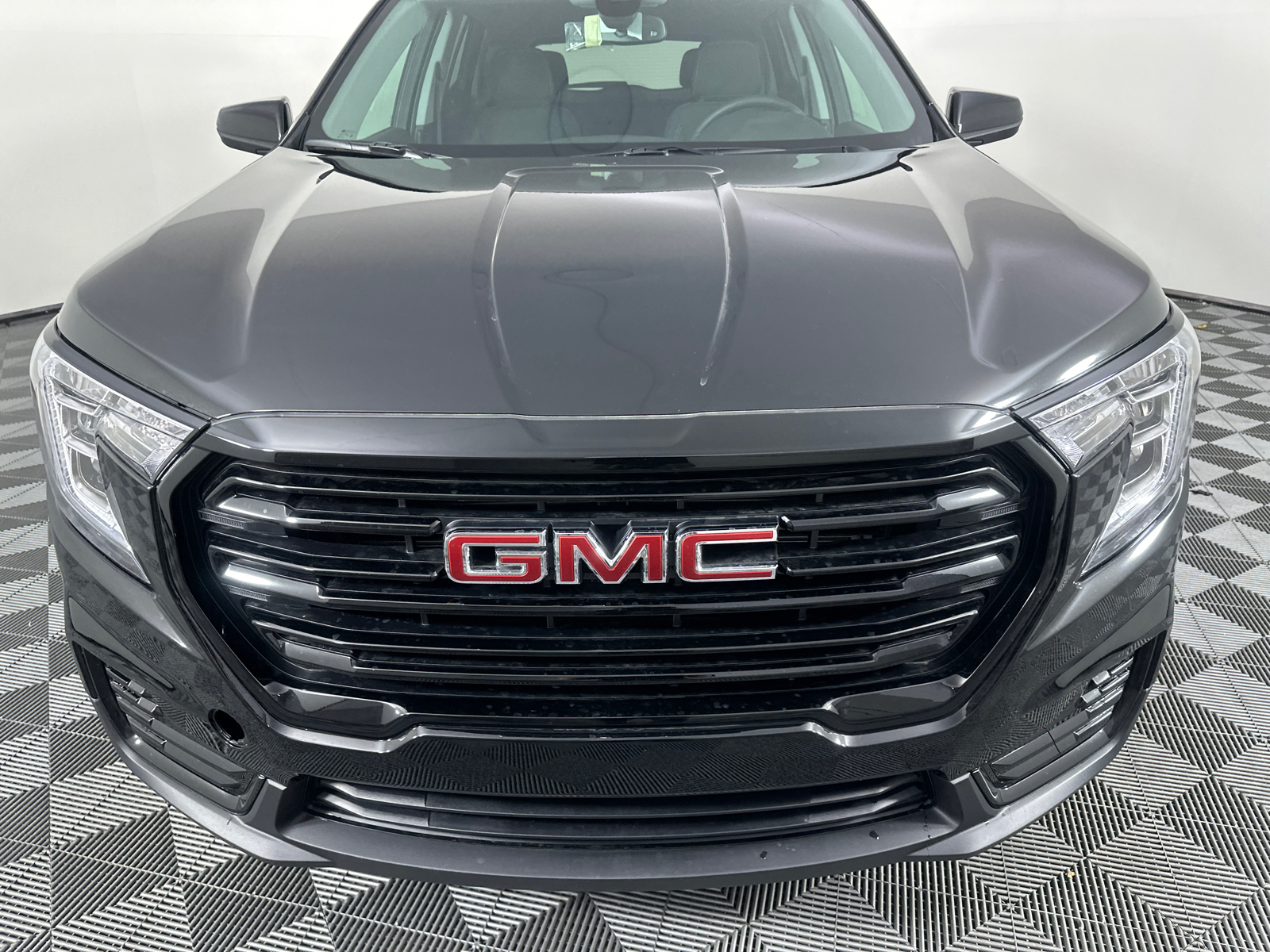 2024 GMC Terrain SLE 5